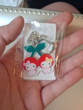 KEYCHAIN BUNDLE !!